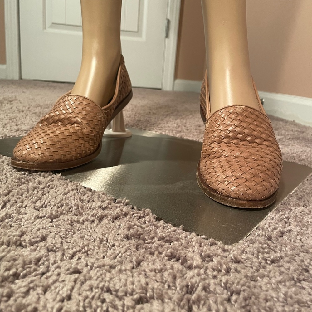 Nisolo Mara Women's Tan braided Woven Loafers Italian leather size 8